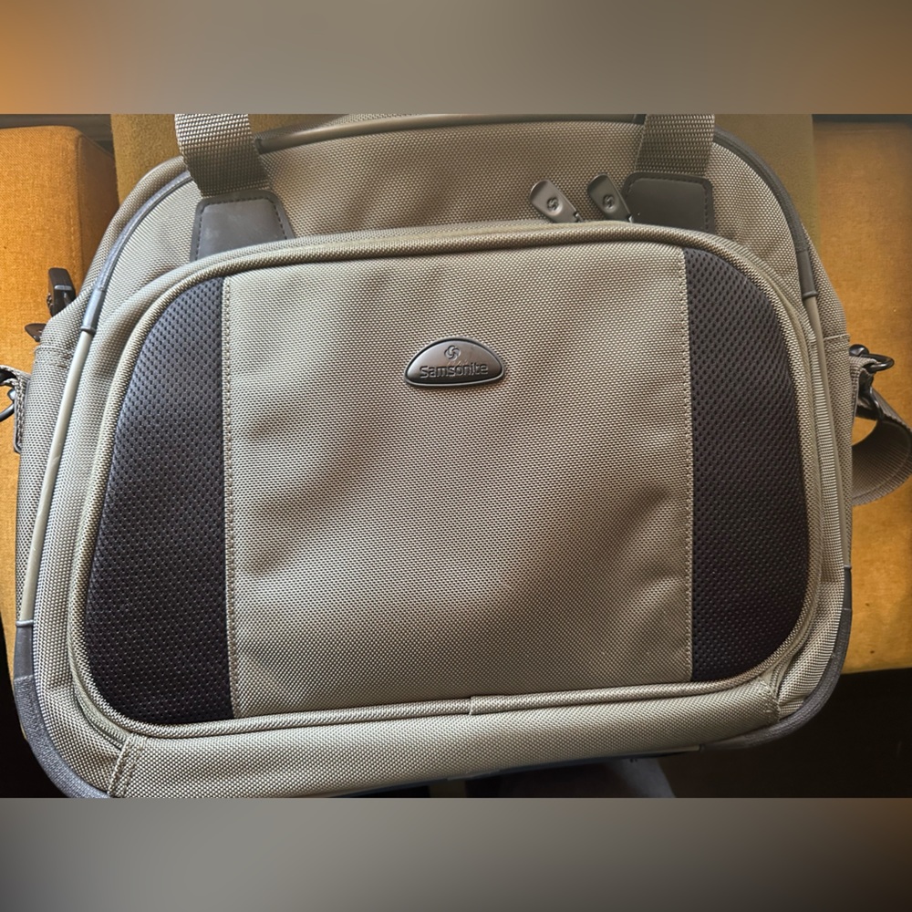 Samsonite dark green laptop case and carryon luggage